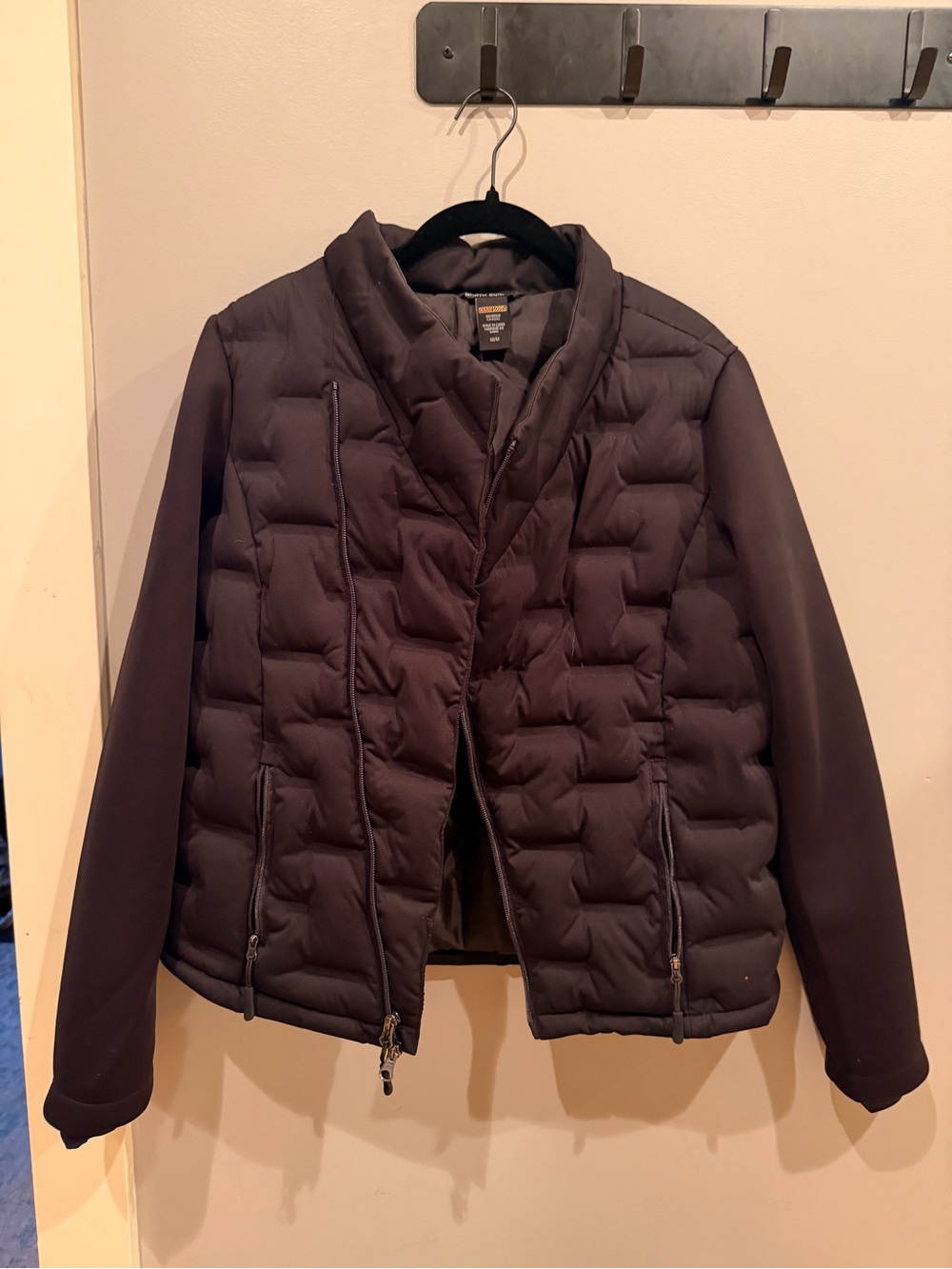 North End / Medtronic Women’s Hybrid Puffer Jacket — Size M
